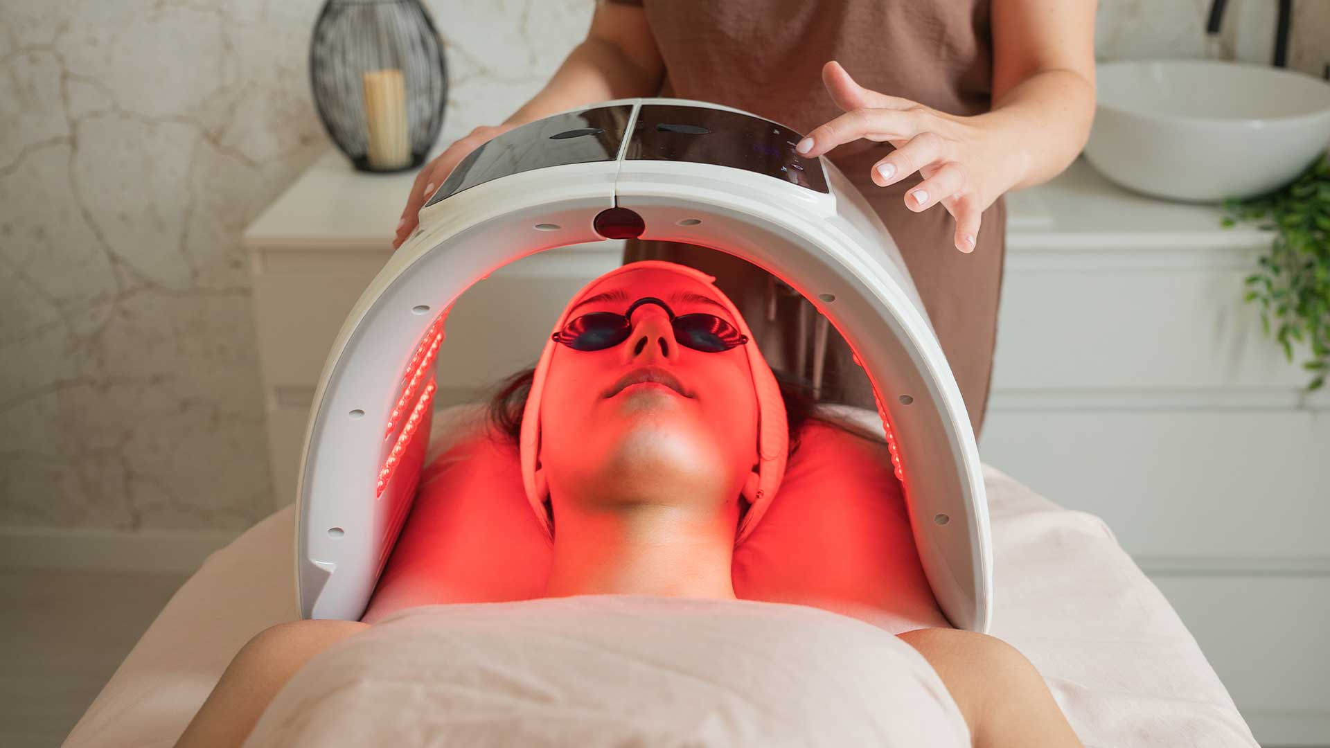 Red Light Therapy In Medspa
